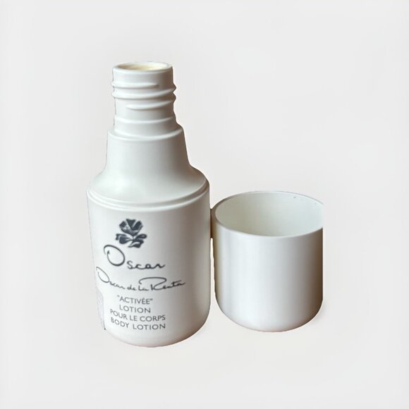 Oscar De La Renta "ACTIVEE" 60ML Womens Body Lotion NEW Designer Vintage Beauty - Picture 2 of 4